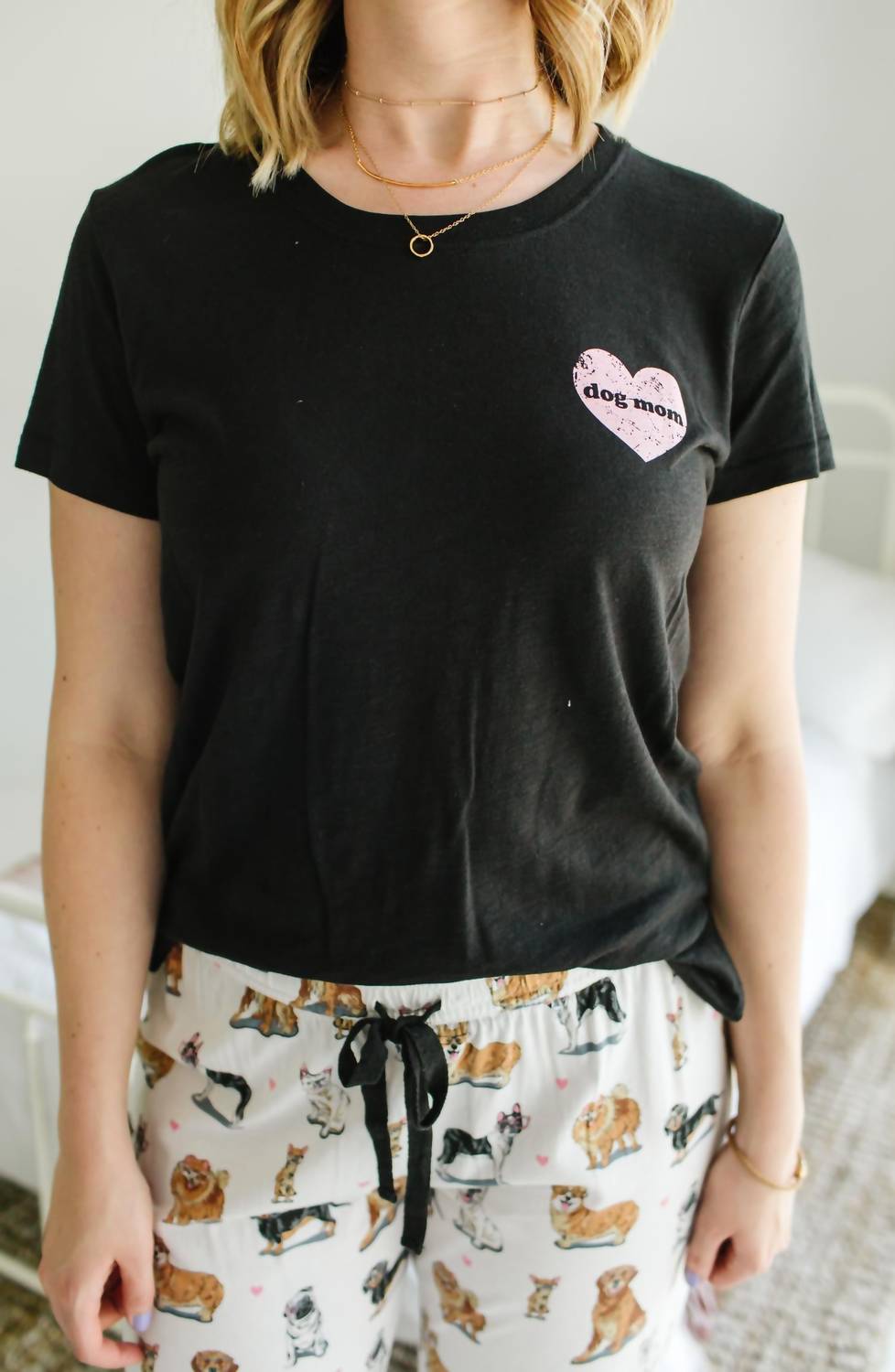 Футболка с изображением мамы-собаки черного цвета PJ Salvage
Футболка с изображением мамы-собаки черного цвета PJ Salvage