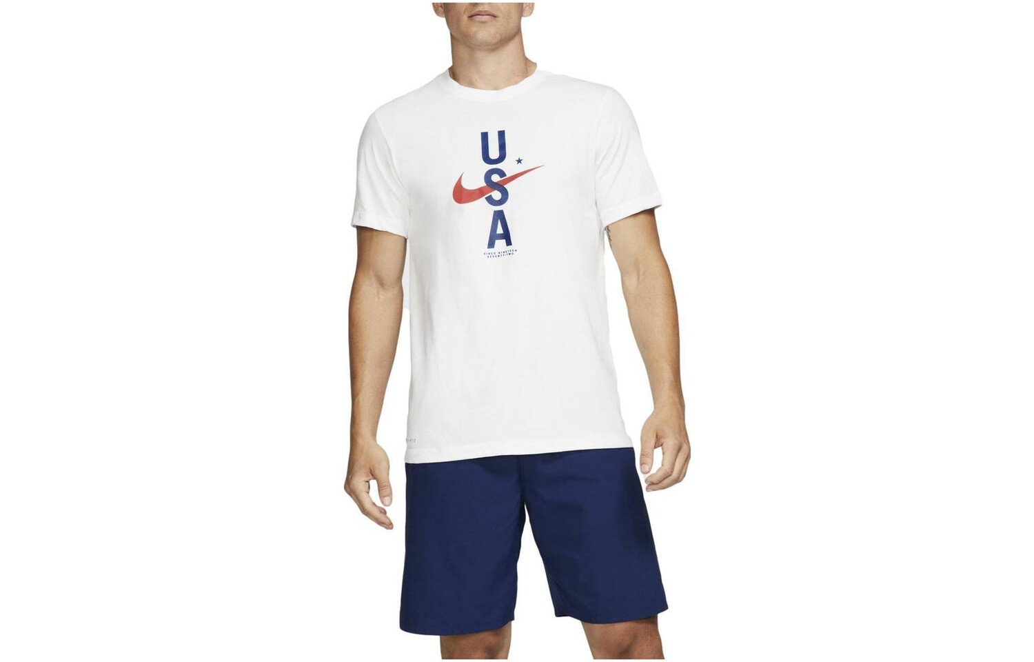 Футболка мужская белая Nike, белый 
Футболка мужская белая Nike, белый