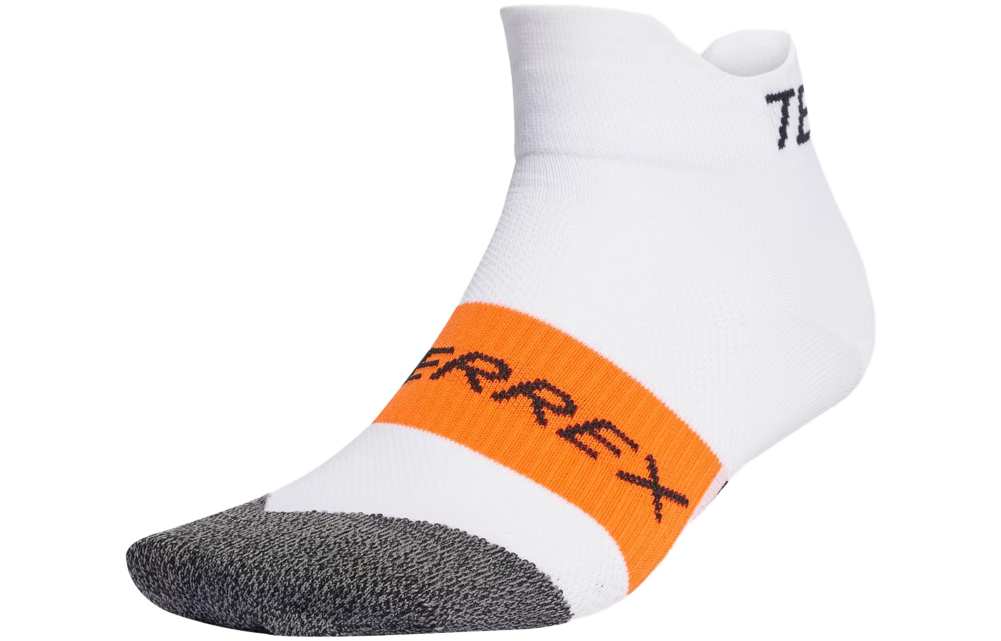 Носки Adidas Unisex 1 пара Белые 
Носки Adidas Unisex 1 пара Белые