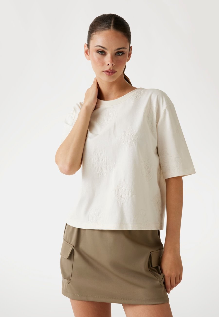 Футболка Guess ALLOVER-LOGO, Weiß/White
Футболка Guess ALLOVER-LOGO, Weiß/White