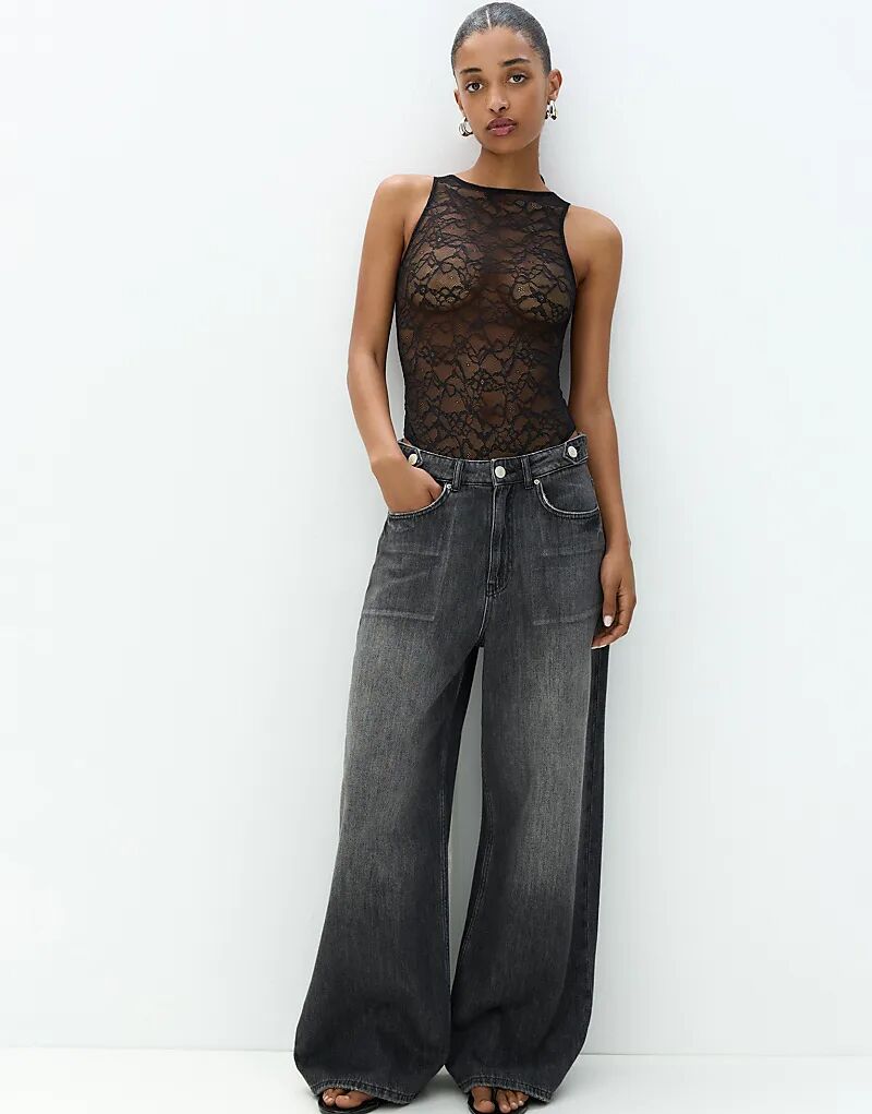 Боди из кружева Pull&Bear черного цвета
Боди из кружева Pull&Bear черного цвета