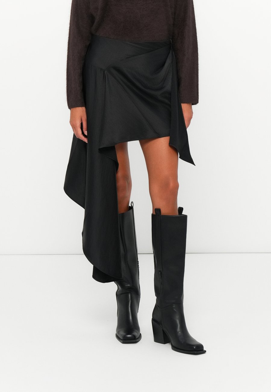 Юбка AllSaints SAMI SKIRT, Black
Юбка AllSaints SAMI SKIRT, Black
