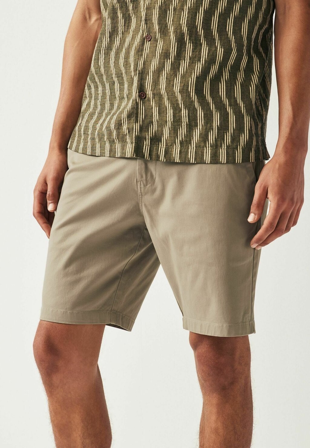 Шорты Stretch Next, бежевый
Шорты Stretch Next, бежевый