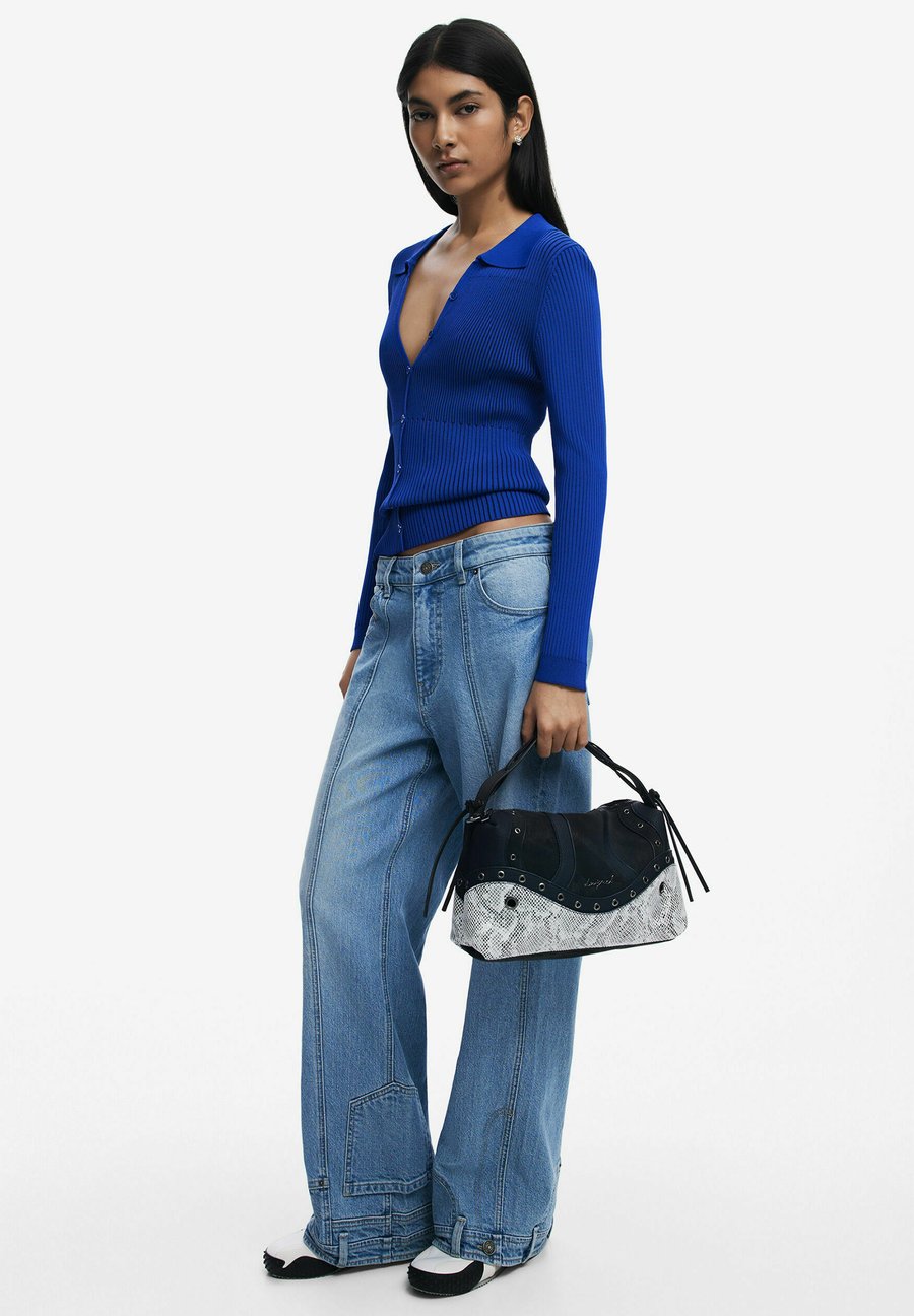 Сумка Desigual Handbag, Black
Сумка Desigual Handbag, Black