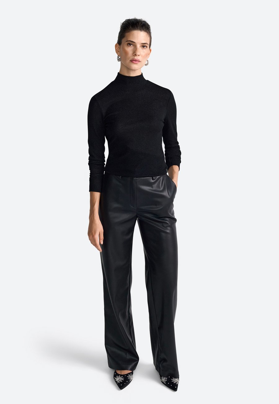 Джемпер Rich & Royal LONGSLEEVE, Black
Джемпер Rich & Royal LONGSLEEVE, Black