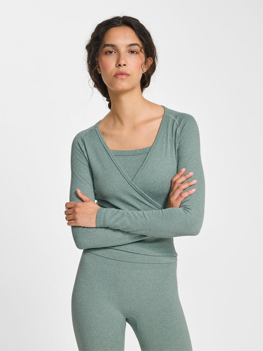 Футболка Hmlyoga Multisport женская HUMMEL
Футболка Hmlyoga Multisport женская HUMMEL