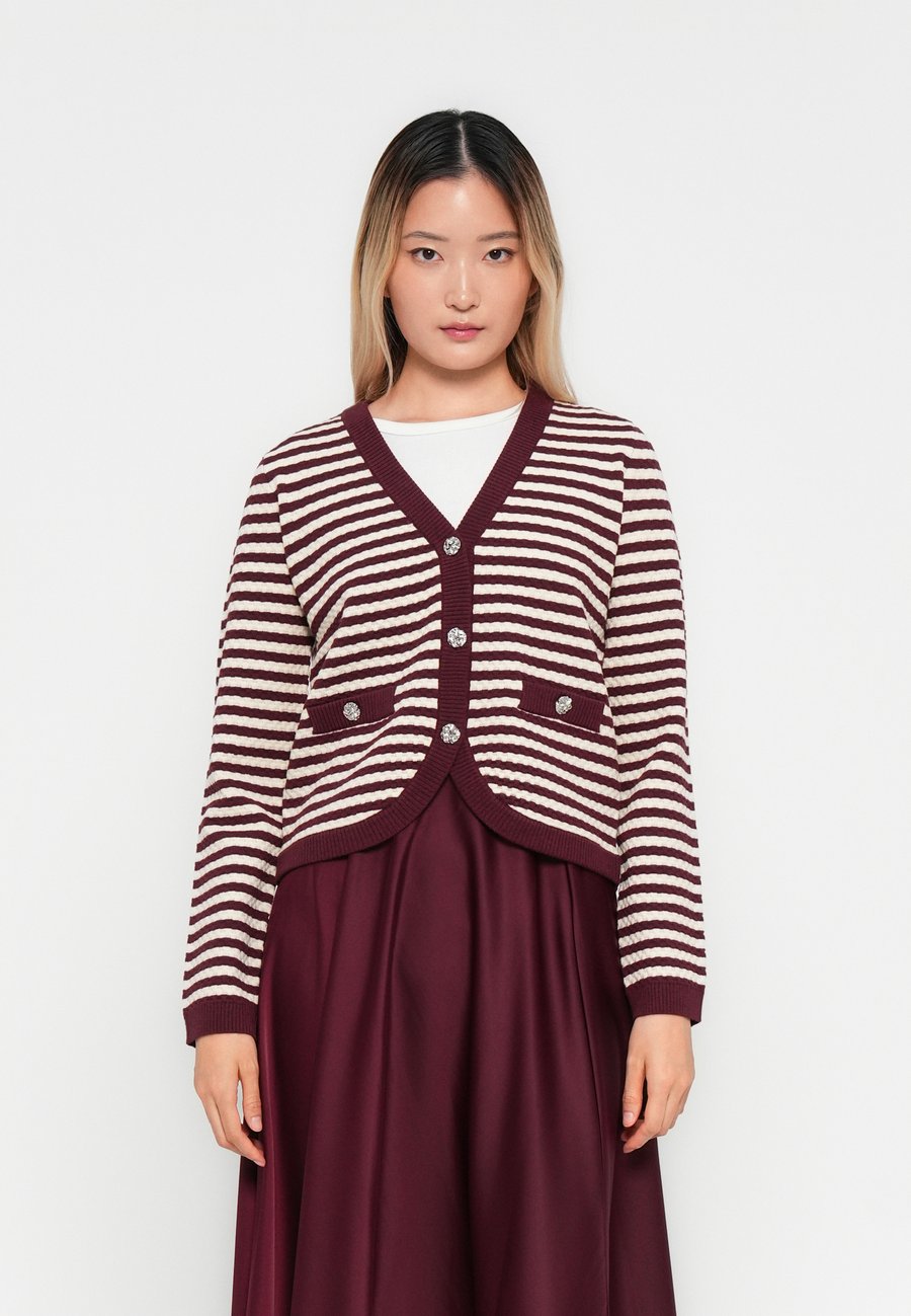 Кардиган YAS YASMIGO CARDIGAN, Port Royale/Multi-Coloured
Кардиган YAS YASMIGO CARDIGAN, Port Royale/Multi-Coloured