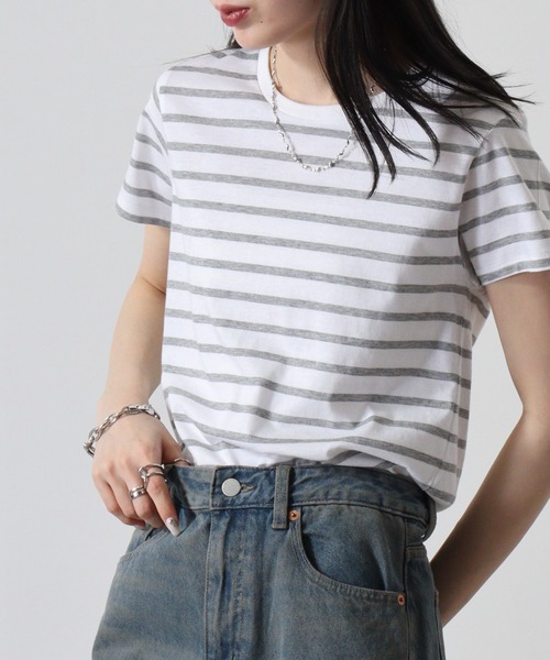 Футболка с узкой каймой TRUSS, бело-серая
Футболка с узкой каймой TRUSS, бело-серая