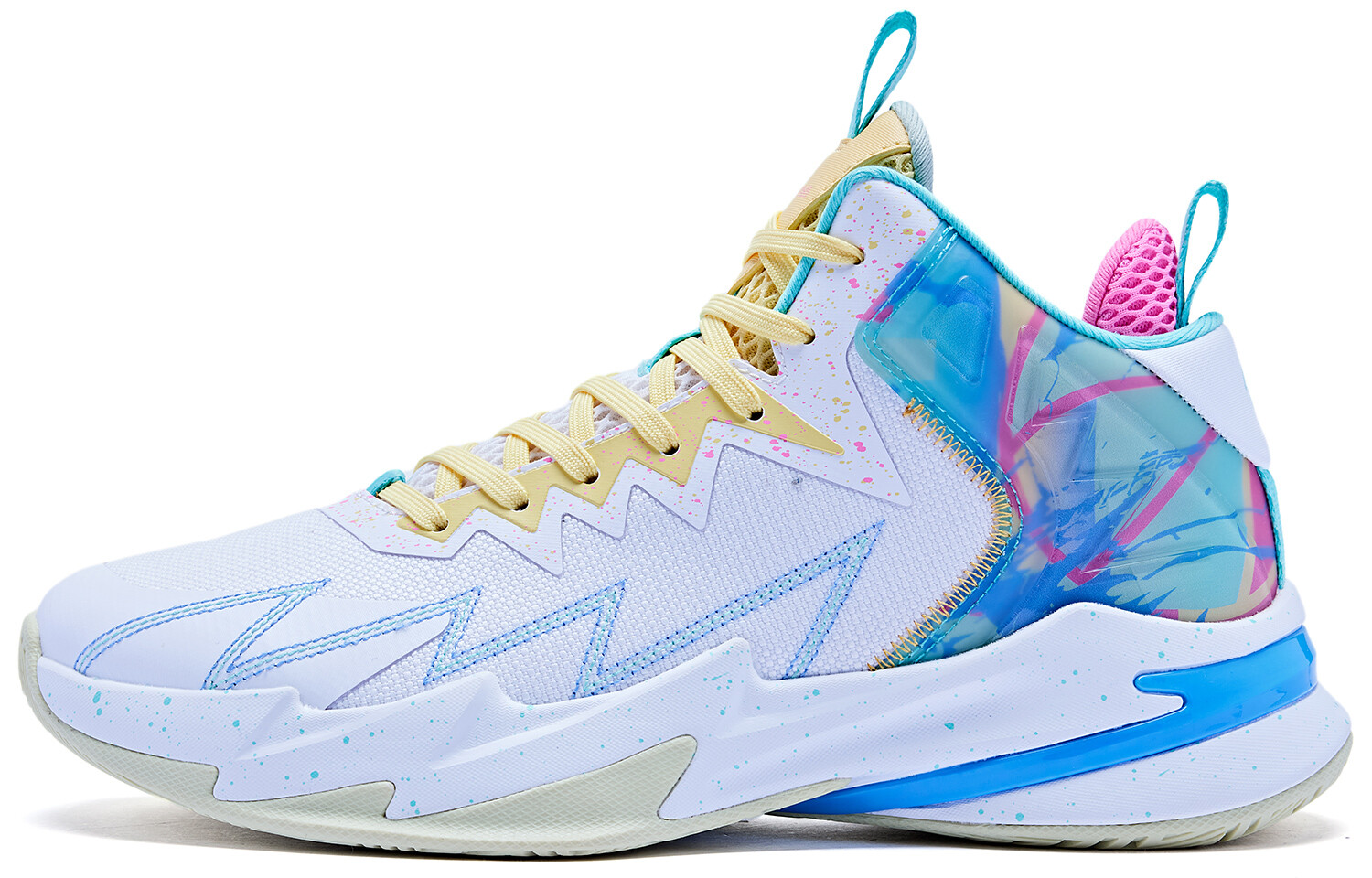 Баскетбольные кроссовки мужские среднего размера белые Qiaodan
Баскетбольные кроссовки мужские среднего размера белые Qiaodan