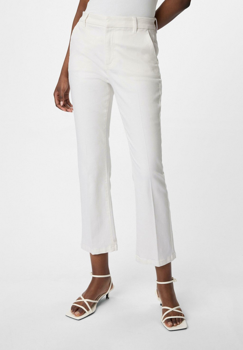 Расклешенные джинсы comma, белый
Расклешенные джинсы comma, белый