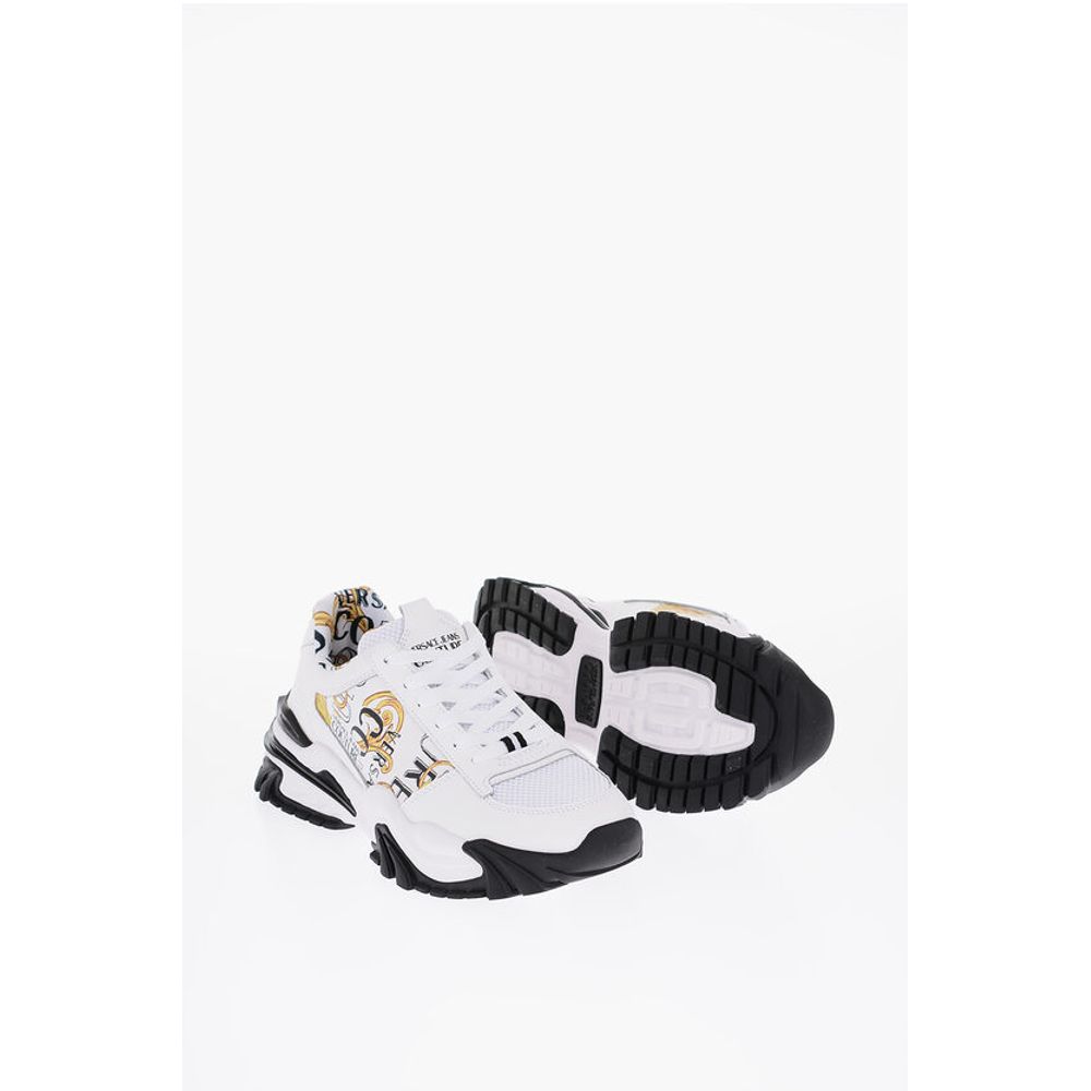 Кроссовки JEANS COUTURE из кожи с отделкой в стиле барокко 6 см Versace, Black and White
Кроссовки JEANS COUTURE из кожи с отделкой в стиле барокко 6 см Versace, Black and White
