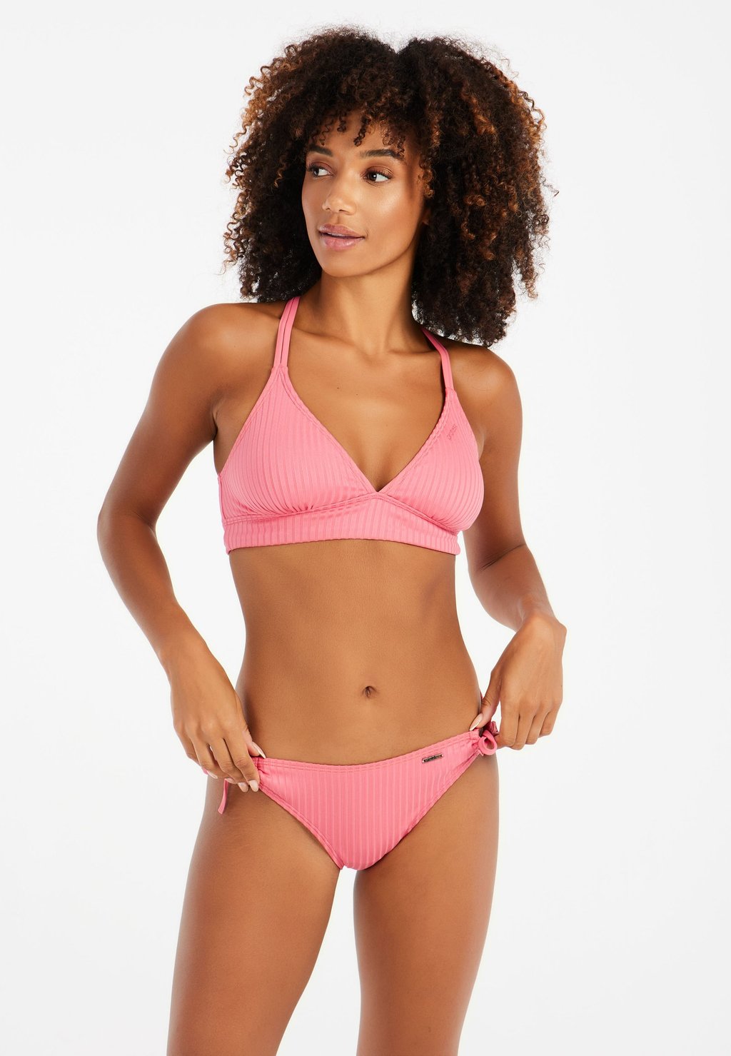 Бикини SETS Protest, розовый
Бикини SETS Protest, розовый