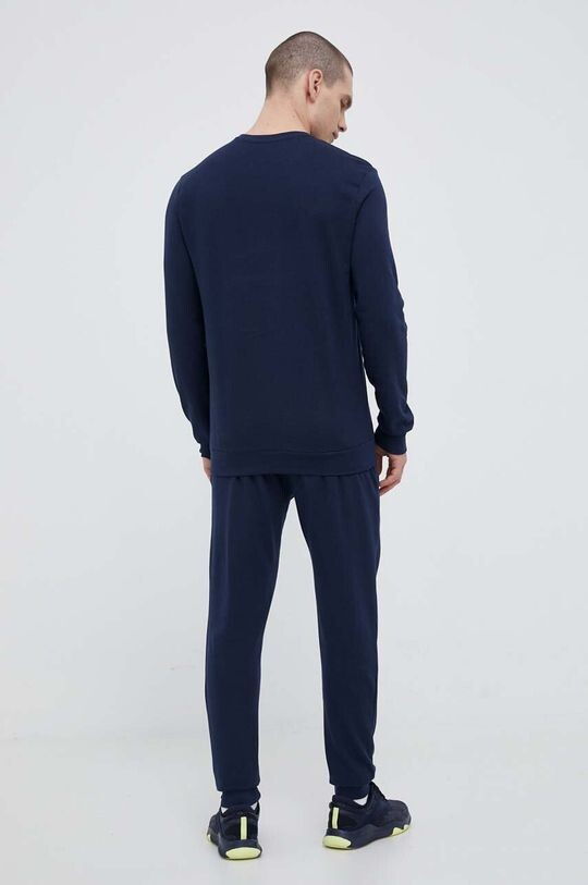 Комплект для отдыха Фила Fila, темно-синий
Комплект для отдыха Фила Fila, темно-синий