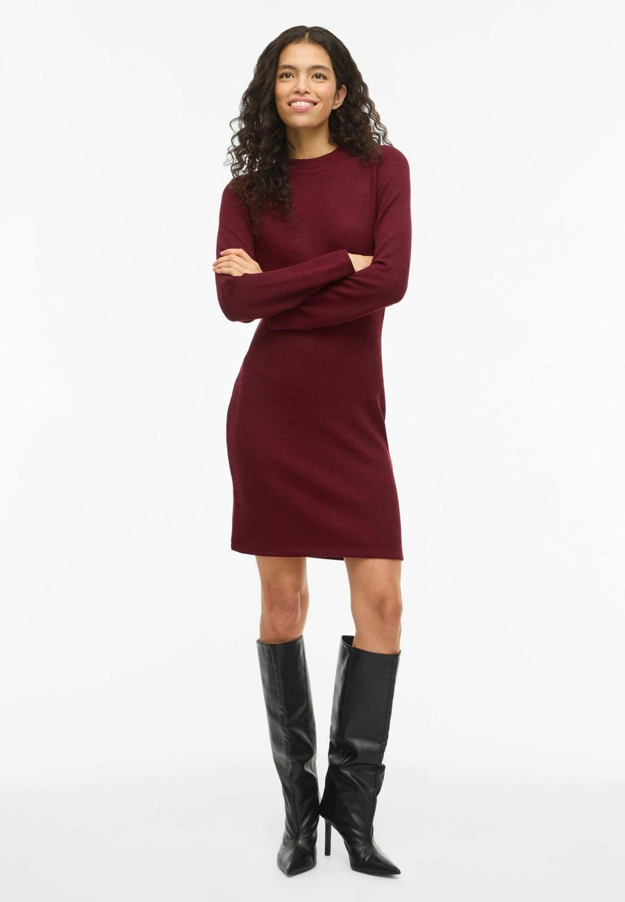 Платье VILA MINI VIRAFFI LANGARM, Winetasting/Bordeaux
Платье VILA MINI VIRAFFI LANGARM, Winetasting/Bordeaux