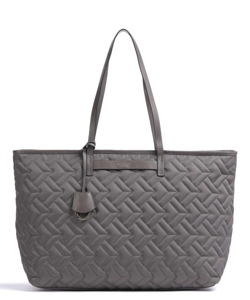 Сумка-Шоппер Finsbury Park размером 13 дюймов из переработанного полиэстера. Radley London, серый
Сумка-Шоппер Finsbury Park размером 13 дюймов из переработанного полиэстера. Radley London, серый