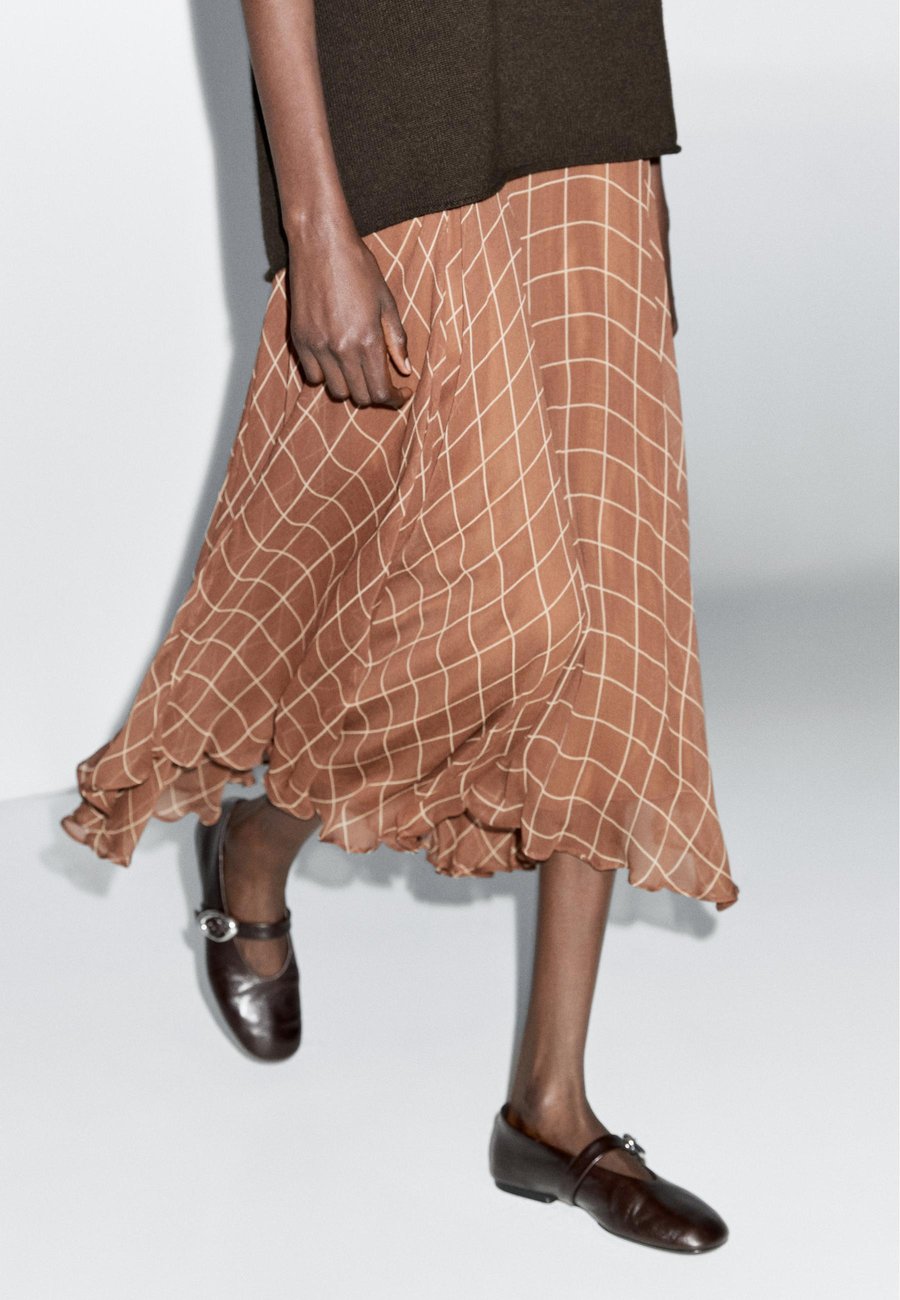 Юбка Massimo Dutti LONG FLOWING WITH CHECKED DETAIL, Brown
Юбка Massimo Dutti LONG FLOWING WITH CHECKED DETAIL, Brown