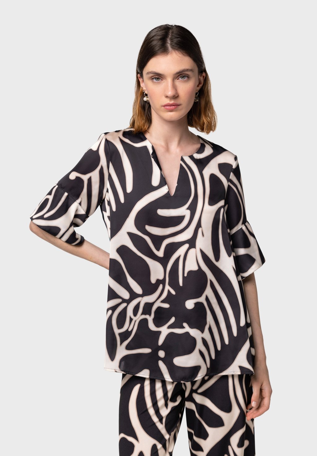 Блуза NAULOVER, черный
Блуза NAULOVER, черный