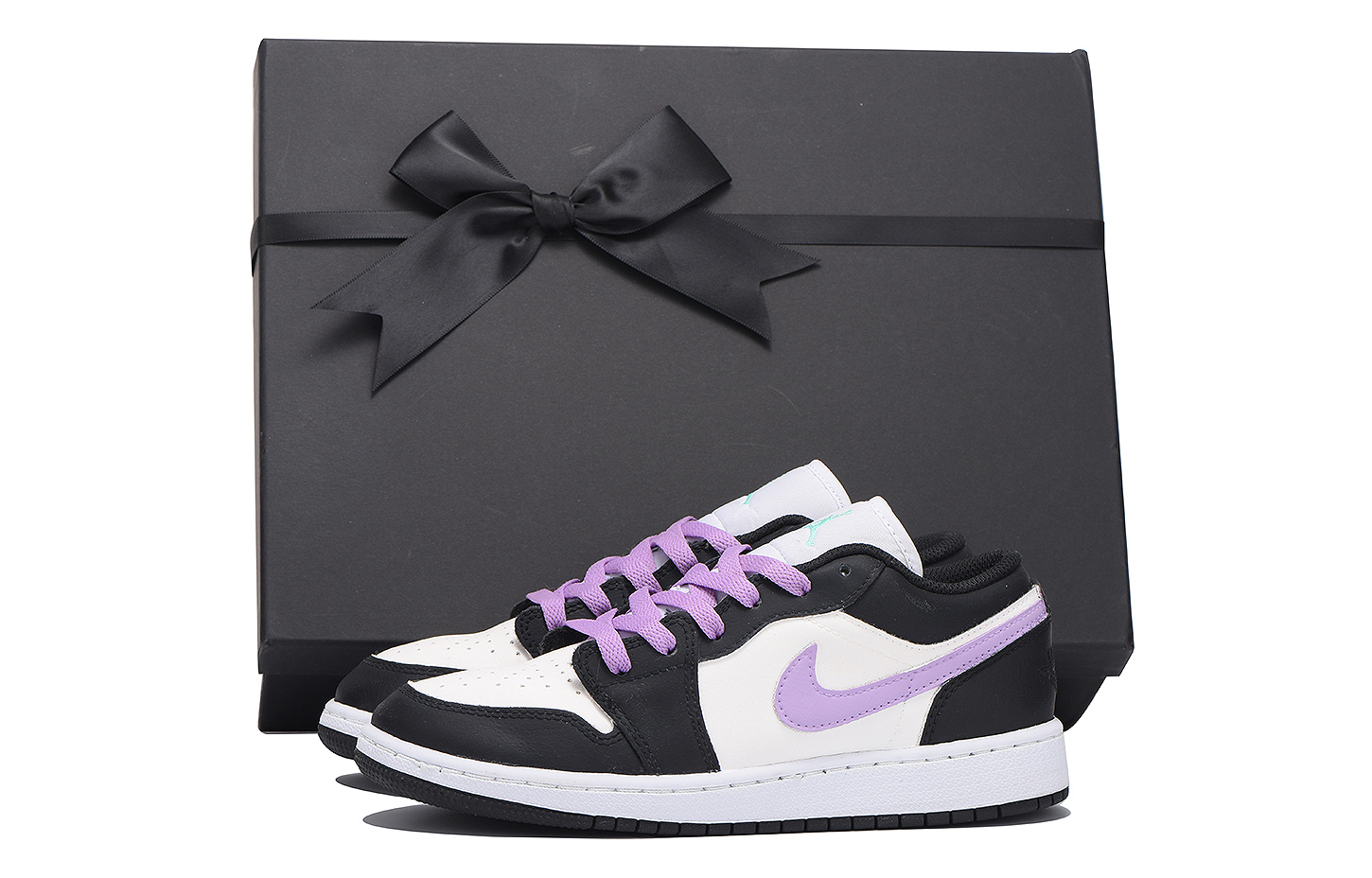 Jordan Air 1 LOW Cushioning, износостойкие низкие детские скейтбординговые туфли Black Purple для подростков
Jordan Air 1 LOW Cushioning, износостойкие низкие детские скейтбординговые туфли Black Purple для подростков