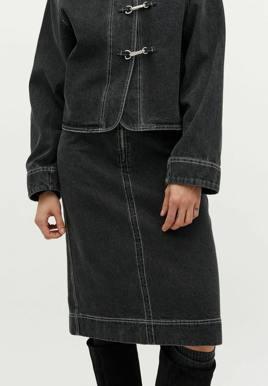 Юбка Global Funk VERSA, Vintage Grey/Grey Denim
Юбка Global Funk VERSA, Vintage Grey/Grey Denim