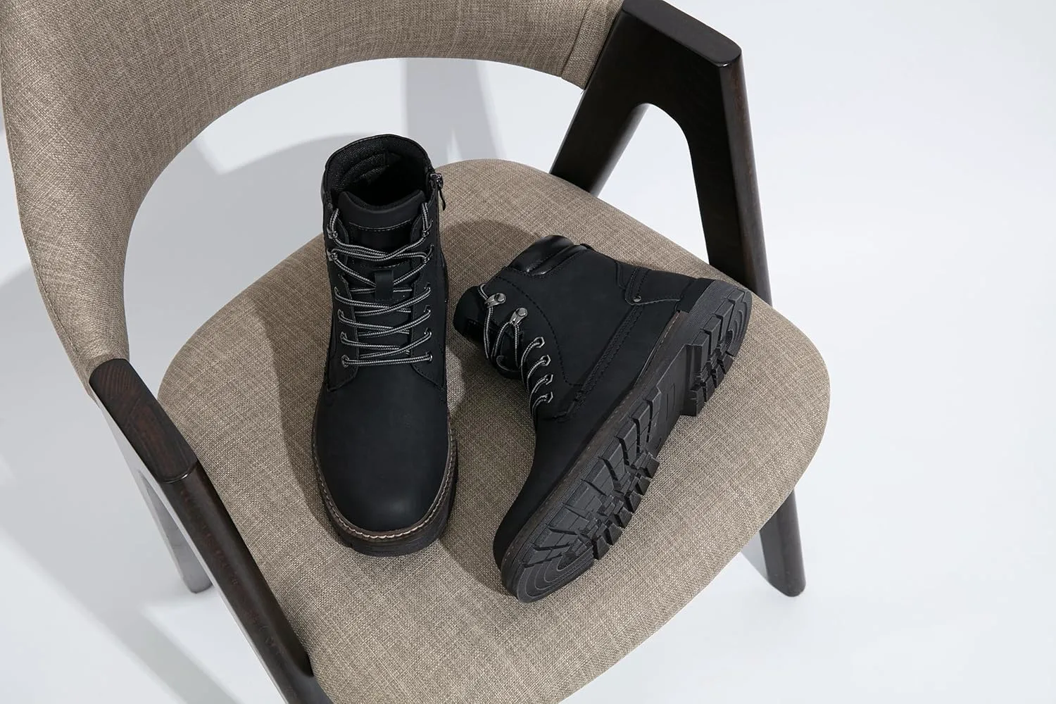 Мужские ботинки Jousen, модные повседневные ботинки-чукка с молнией для походов, черный
Мужские ботинки Jousen, модные повседневные ботинки-чукка с молнией для походов, черный