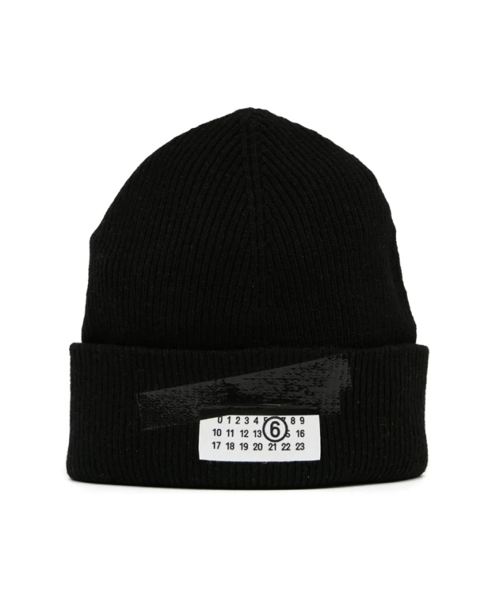 Черная вязаная кепка с нашивкой-логотипом Mm6 Maison Margiela, черный
Черная вязаная кепка с нашивкой-логотипом Mm6 Maison Margiela, черный