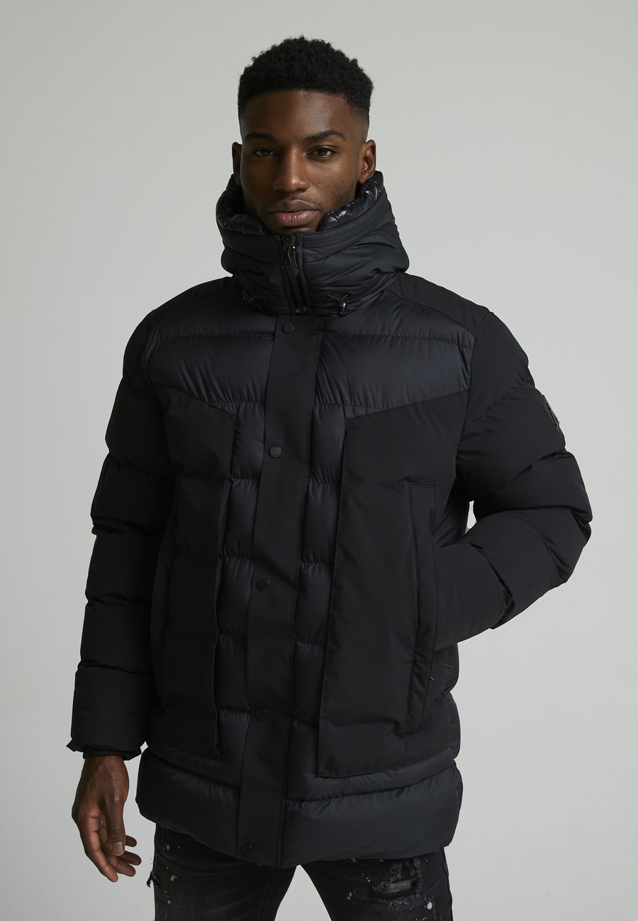 Пальто Alessandro Zavetti Winter coat, Jet Black/Black
Пальто Alessandro Zavetti Winter coat, Jet Black/Black