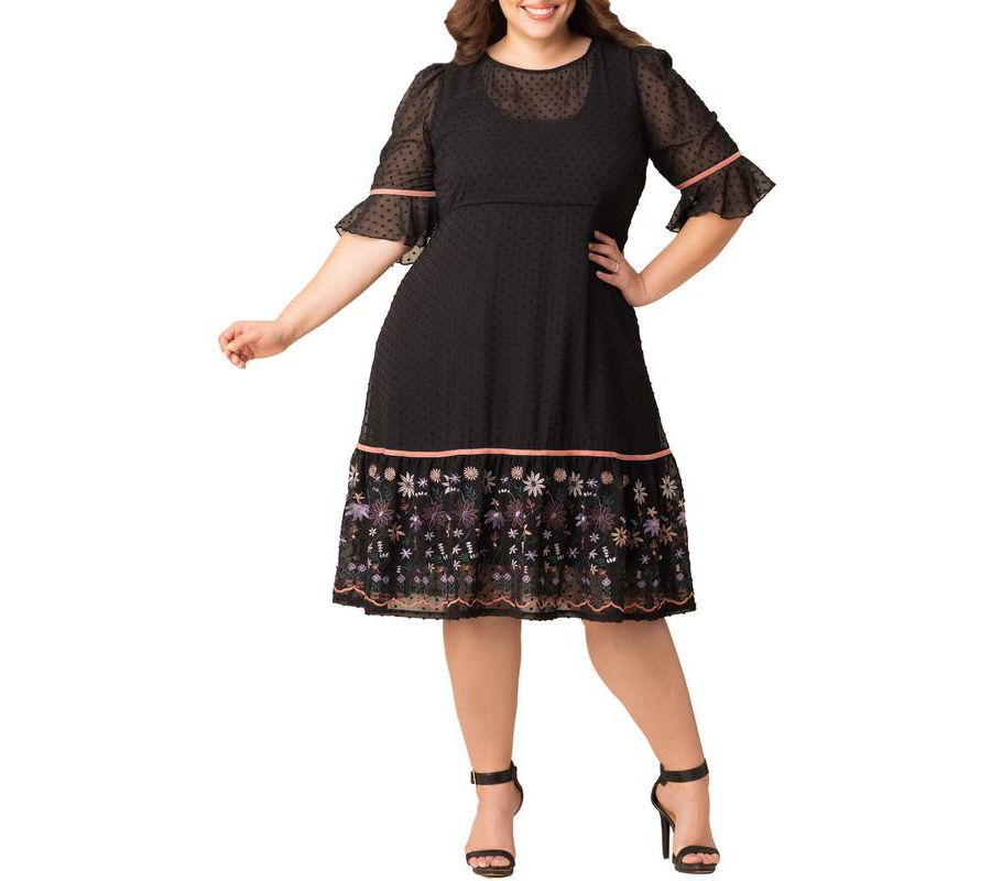 Завораживающее коктейльное платье миди больших размеров с вышивкой Kiyonna, Wildflowers
Завораживающее коктейльное платье миди больших размеров с вышивкой Kiyonna, Wildflowers