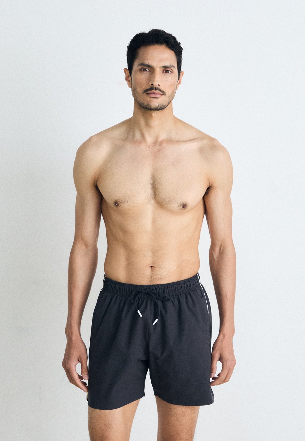 Шорты для плавания ICONIC BOSS, темно-серый
Шорты для плавания ICONIC BOSS, темно-серый