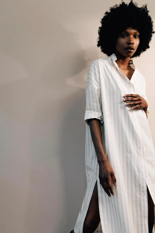 Платье Muuv., бежевый
Платье Muuv., бежевый