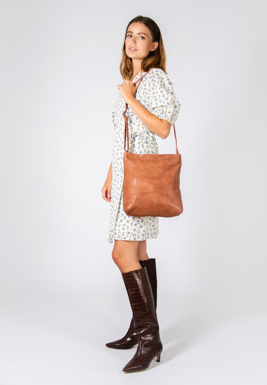 Сумка кросс-боди Still Nordic STILLKHLOE, Vintage Cognac/Brown
Сумка кросс-боди Still Nordic STILLKHLOE, Vintage Cognac/Brown