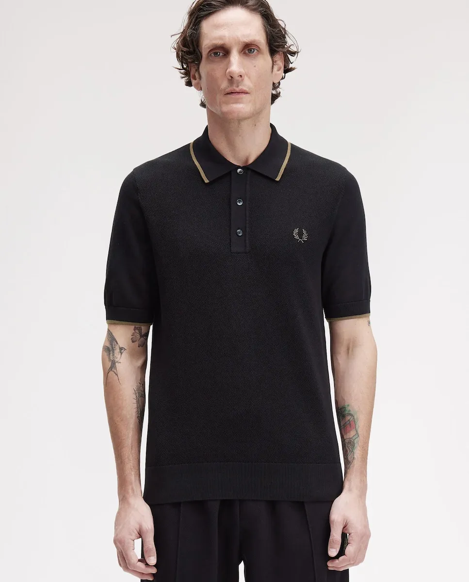Мужская футболка с коротким рукавом, воротником поло и контрастной отделкой Fred Perry, черный
Мужская футболка с коротким рукавом, воротником поло и контрастной отделкой Fred Perry, черный