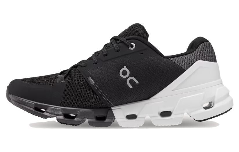 Кроссовки для бега Cloudflyer женские с низким верхом, черные/белые On
Кроссовки для бега Cloudflyer женские с низким верхом, черные/белые On