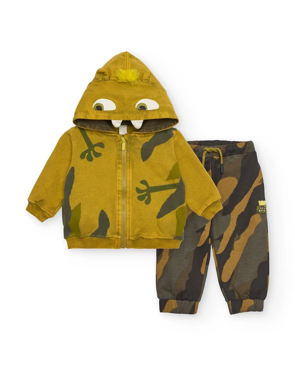 Детский комплект с толстовкой и брюками в оттенках горчицы и камуфляжа с рисунком монстра Tuc tuc, зеленый
Детский комплект с толстовкой и брюками в оттенках горчицы и камуфляжа с рисунком монстра Tuc tuc, зеленый