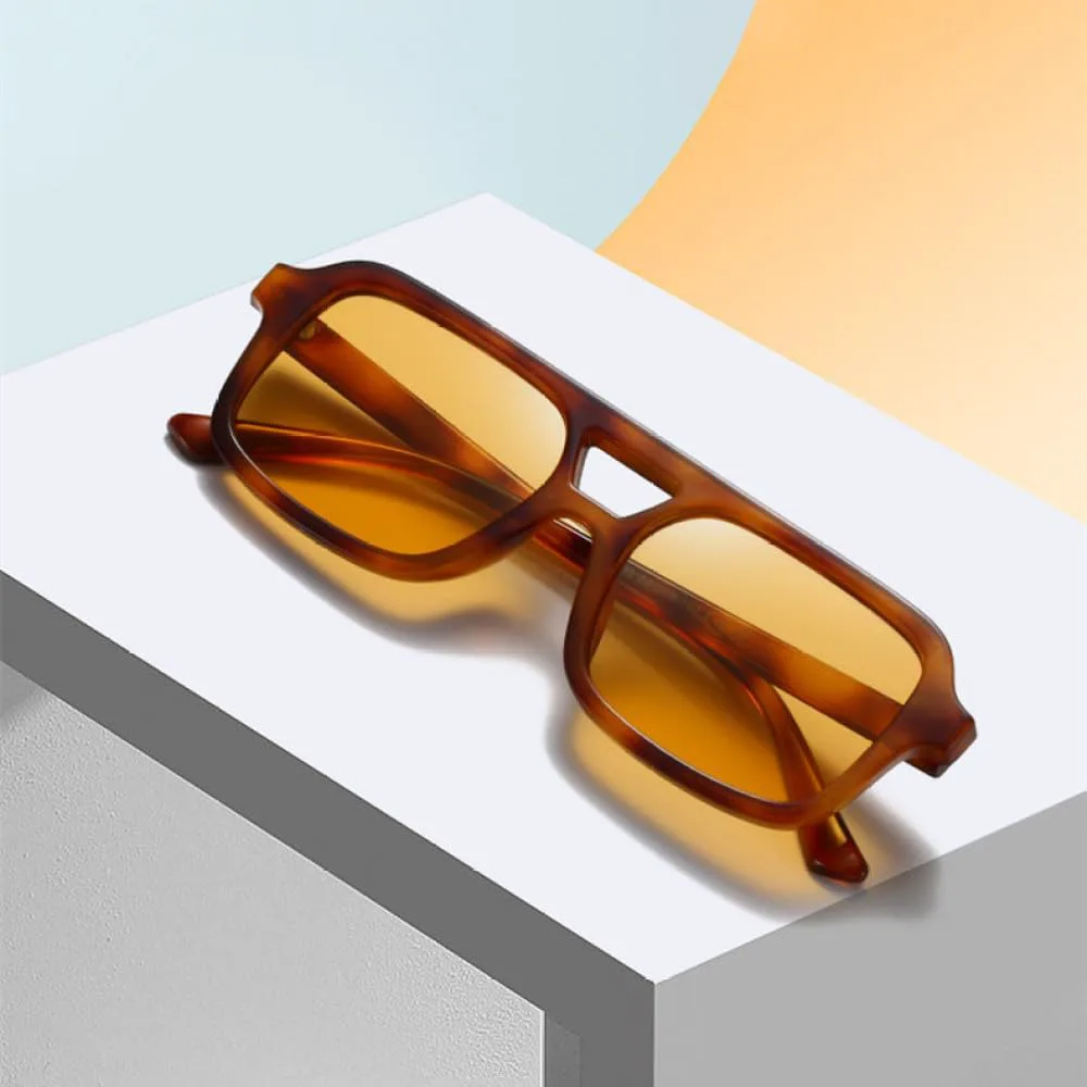 Женские солнцезащитные очки LVTFCO Fashion с двойной перемычкой, прозрачные линзы с градиентом Ocean, модные мужские солнцезащитные очки UV400, Black Blue
Женские солнцезащитные очки LVTFCO Fashion с двойной перемычкой, прозрачные линзы с градиентом Ocean, модные мужские солнцезащитные очки UV400, Black Blue