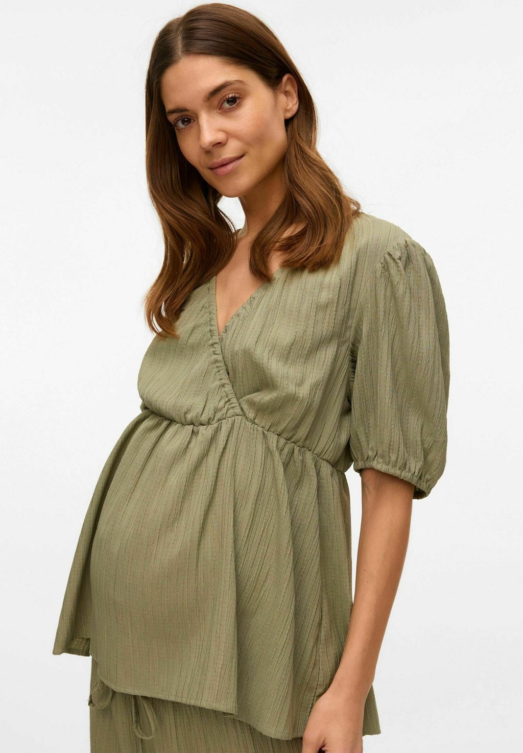 Блуза NORMAL GESCHNITTEN RUNDHALS MAMALICIOUS, зеленый
Блуза NORMAL GESCHNITTEN RUNDHALS MAMALICIOUS, зеленый