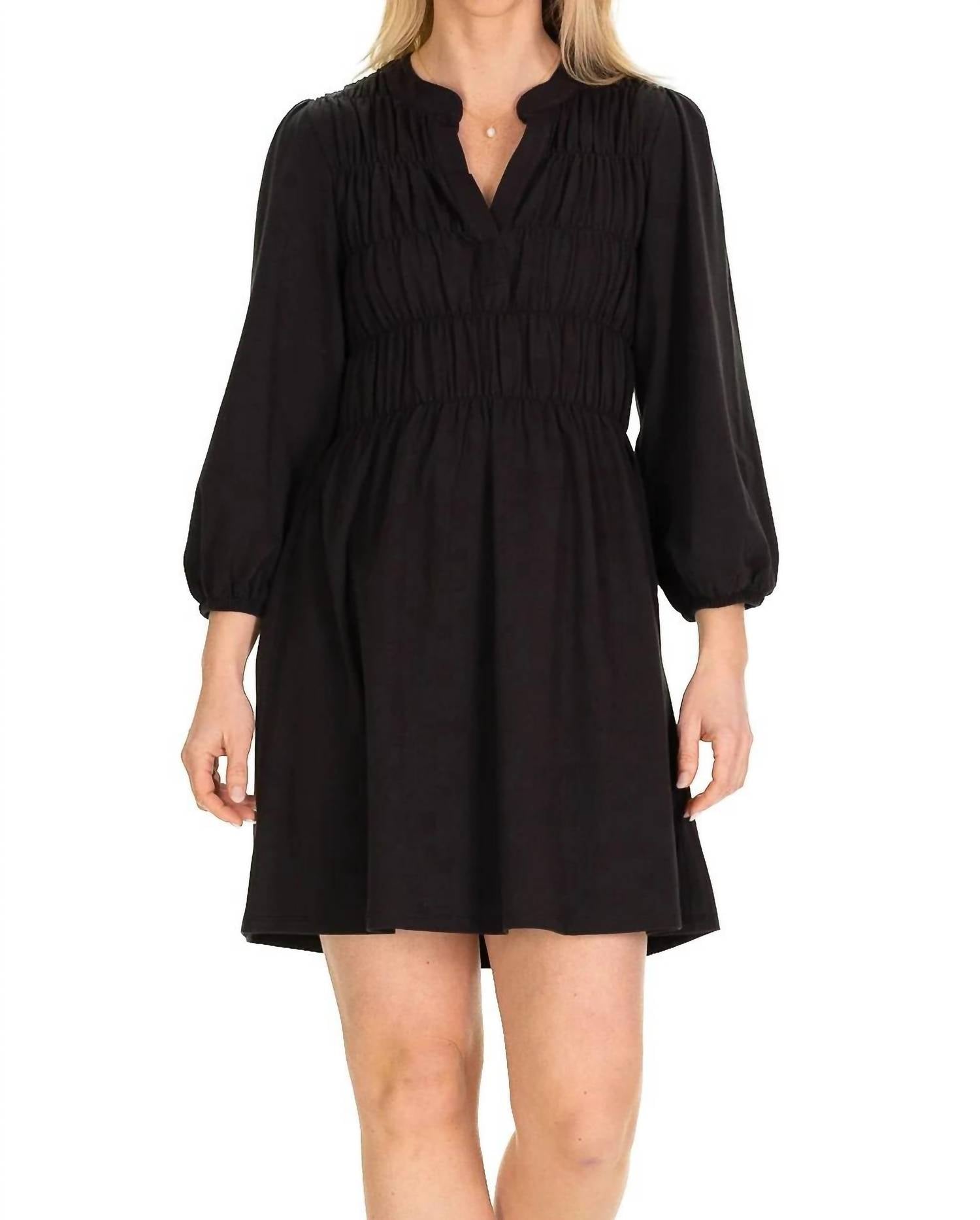 Платье Гиацинт в черном цвете Duffield Lane
Платье Гиацинт в черном цвете Duffield Lane