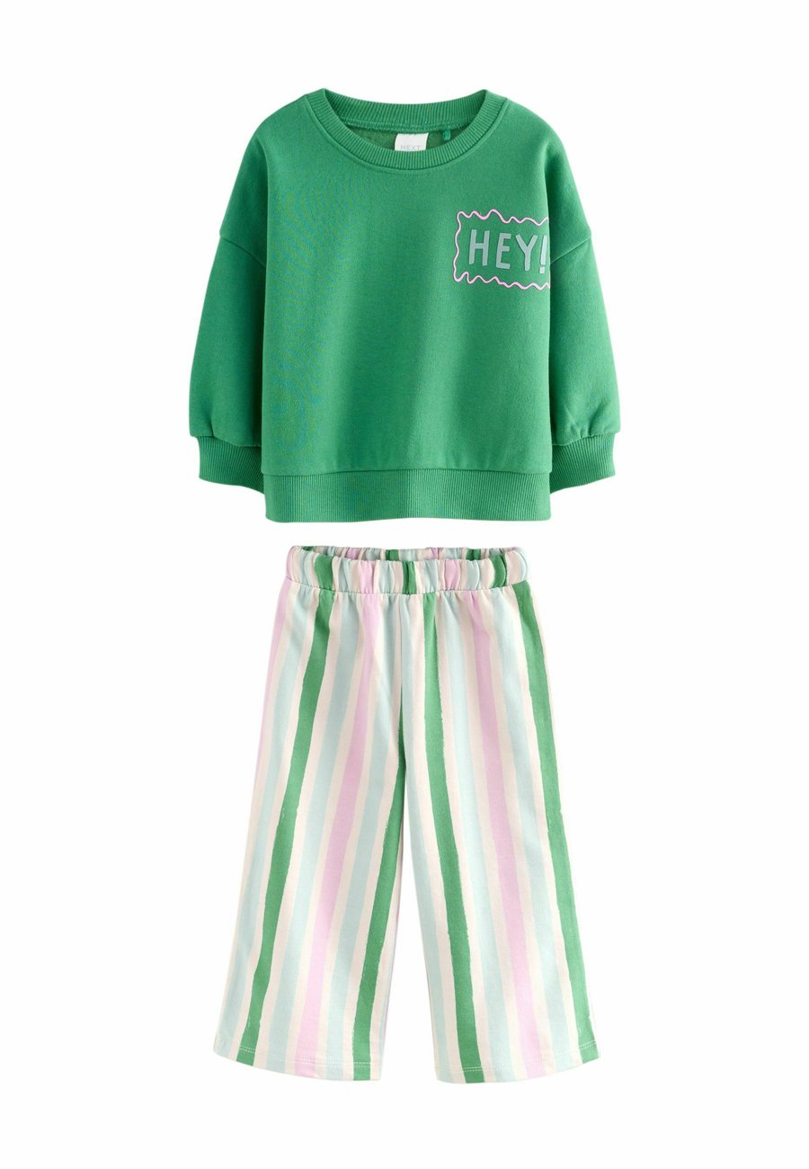 Толстовка Next PRINTED WIDE JOGGERS SET, Green Hey Hi/Green
Толстовка Next PRINTED WIDE JOGGERS SET, Green Hey Hi/Green