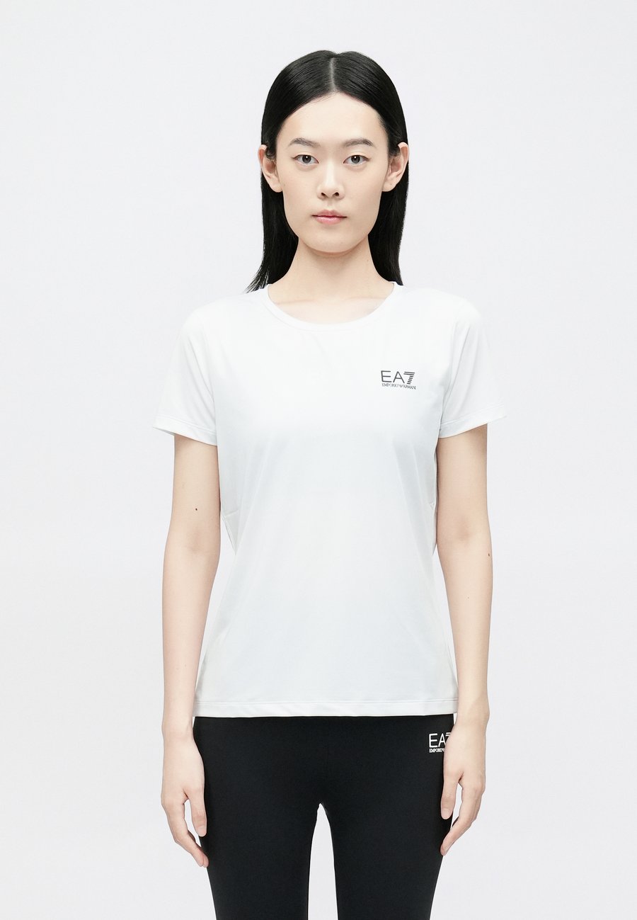 Футболка EA7 Emporio Armani Basic T-shirt, White, Белый, Футболка EA7 Emporio Armani Basic T-shirt, White
Футболка EA7 Emporio Armani Basic T-shirt, White, Белый, Футболка EA7 Emporio Armani Basic T-shirt, White