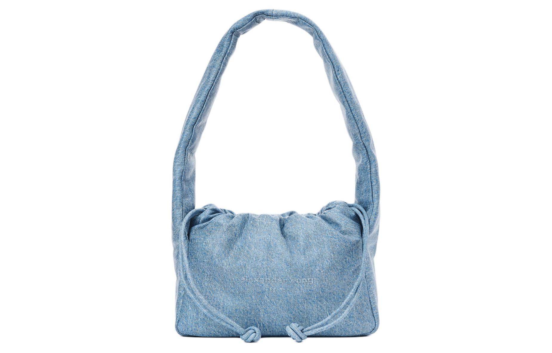 Маленький наплечный рюкзак Ryan Puff из кожи с эффектом денима Alexander Wang
Маленький наплечный рюкзак Ryan Puff из кожи с эффектом денима Alexander Wang