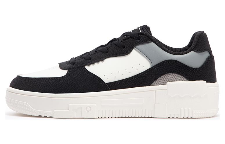 Кеды, скейтборд обувь женская средняя высота белый/черный 361°
Кеды, скейтборд обувь женская средняя высота белый/черный 361°