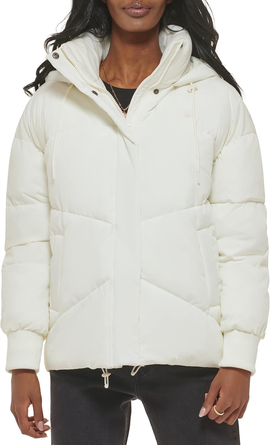Женский пуховик Levi's короткий стеганый, кремовый
Женский пуховик Levi's короткий стеганый, кремовый