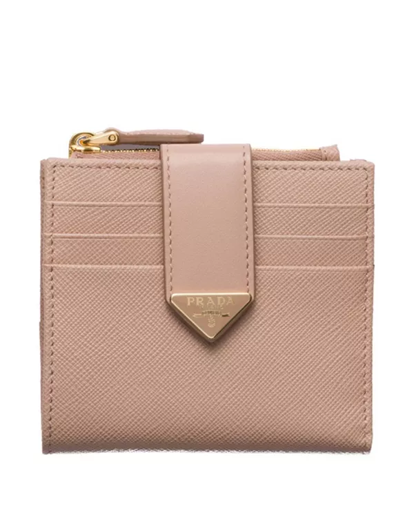 Небольшой кошелек из сафьяновой и гладкой кожи. Prada, розовый
Небольшой кошелек из сафьяновой и гладкой кожи. Prada, розовый