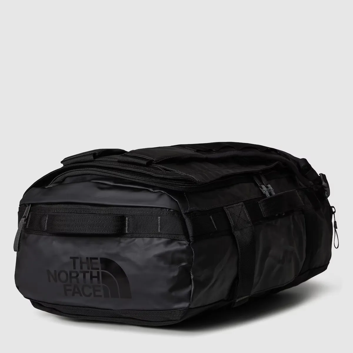 Спортивная сумка унисекс BaseCamp Duffel Voyager 32L The North Face, черный
Спортивная сумка унисекс BaseCamp Duffel Voyager 32L The North Face, черный