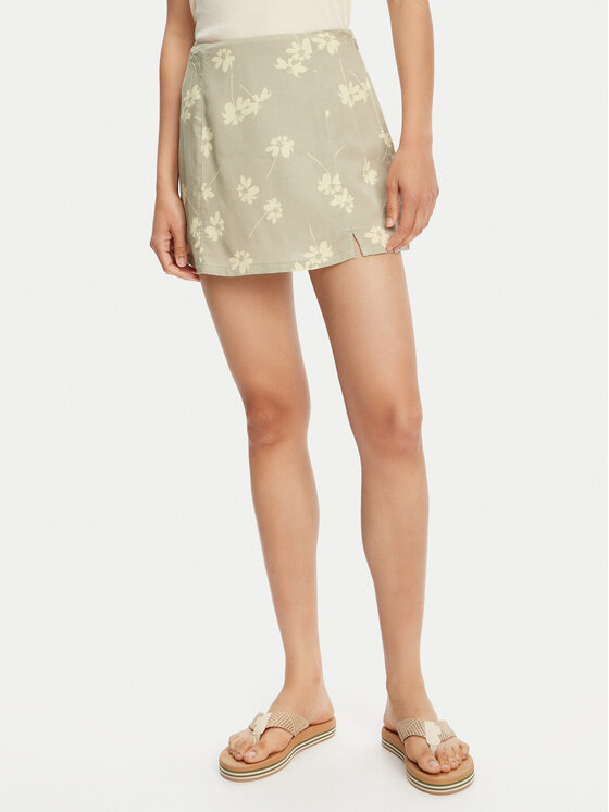 Мини-Юбка обычного кроя Reform 23B141501 Rvca, зеленый
Мини-Юбка обычного кроя Reform 23B141501 Rvca, зеленый