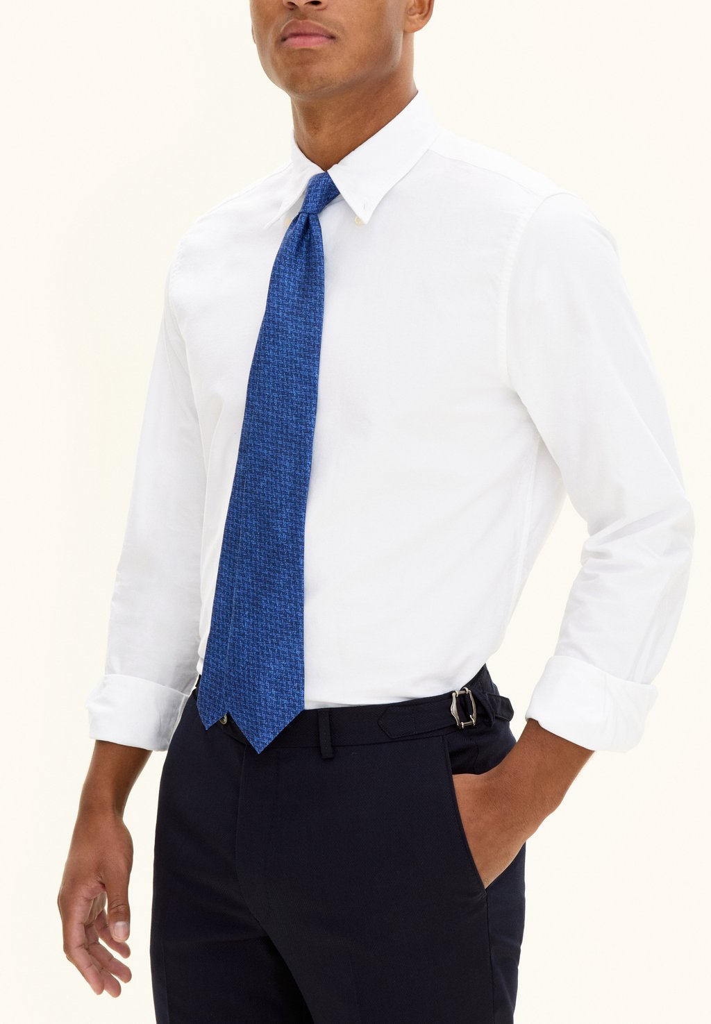 Галстук Oscar Jacobson, темно-синий
Галстук Oscar Jacobson, темно-синий