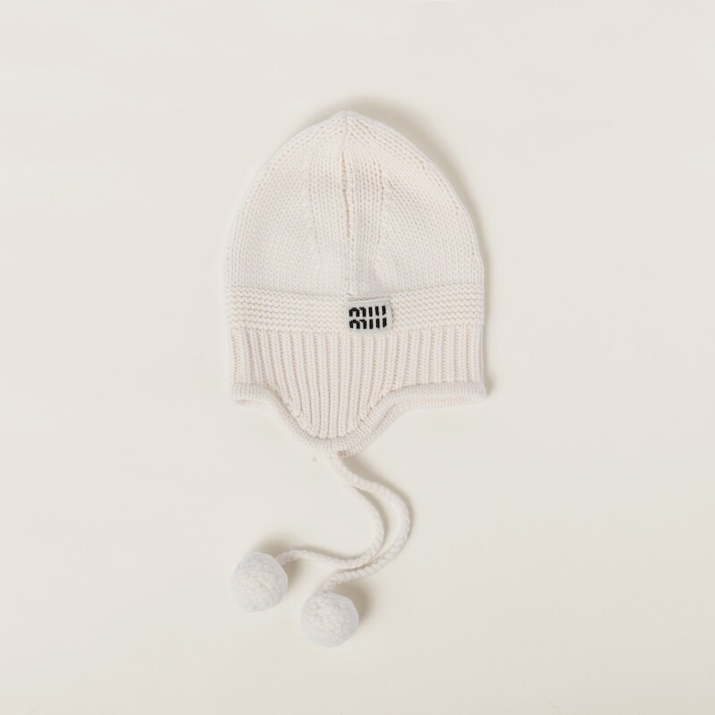 Кашемировая шапка Miu Miu, белый
Кашемировая шапка Miu Miu, белый
