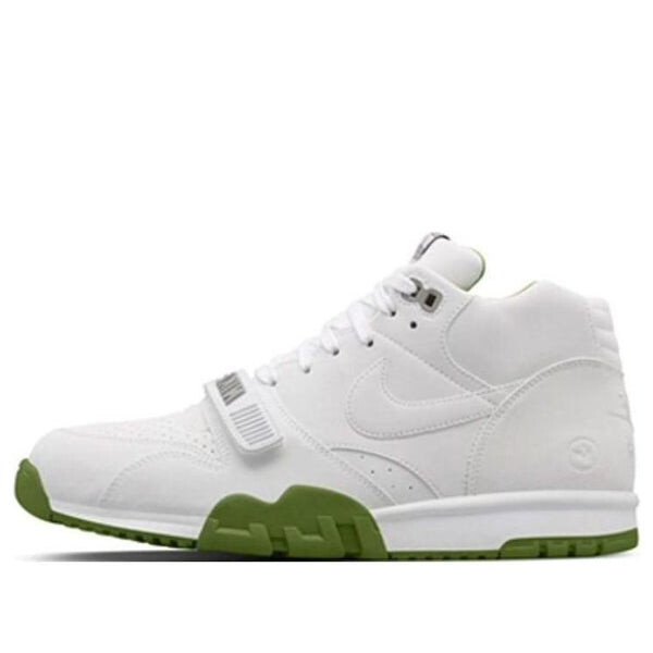Кроссовки фрагмент дизайн x air trainer 1 mid sp Nike, белый
Кроссовки фрагмент дизайн x air trainer 1 mid sp Nike, белый