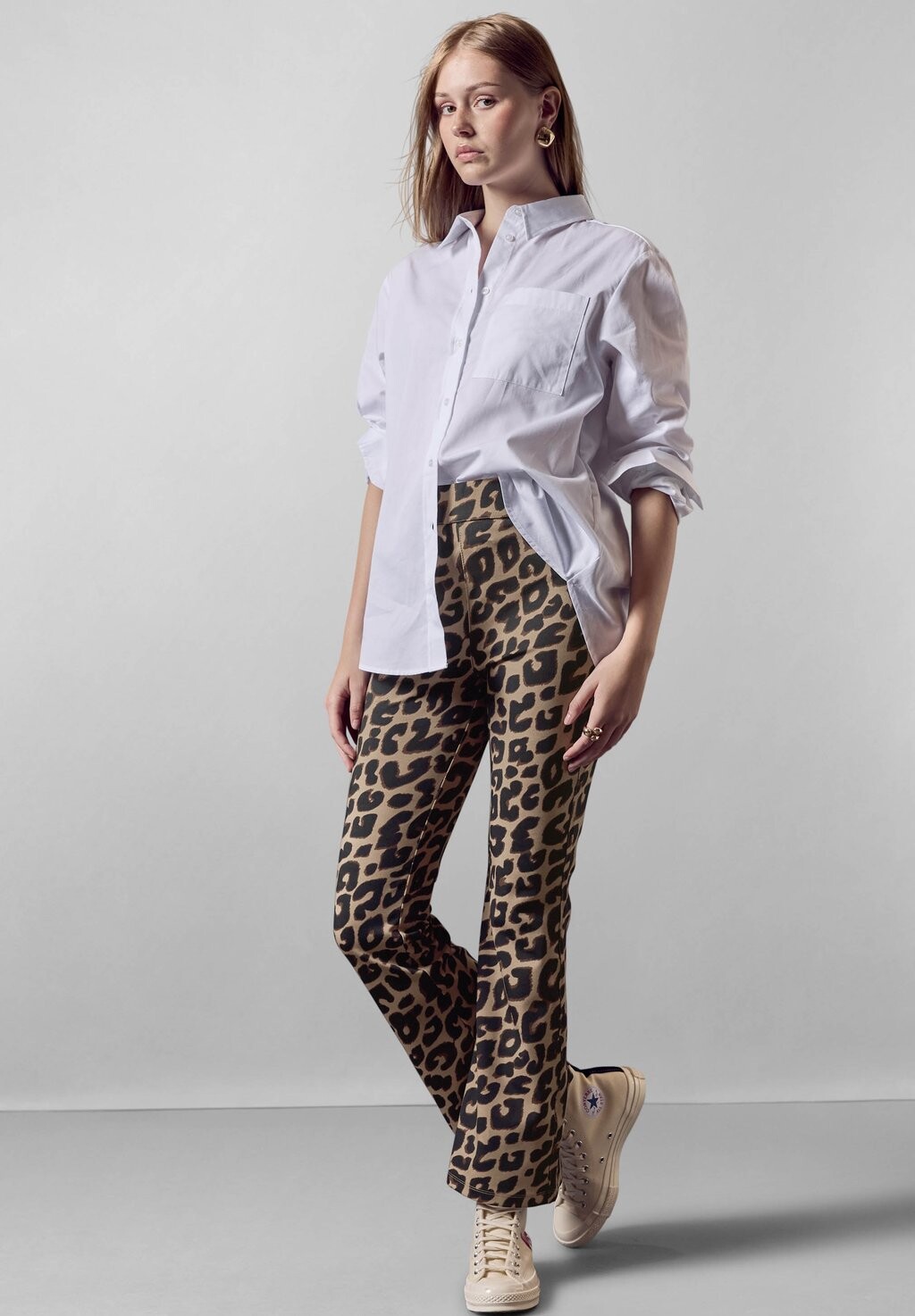 Брюки MIT LEO-MUSTER Street One Studio, бежевый
Брюки MIT LEO-MUSTER Street One Studio, бежевый