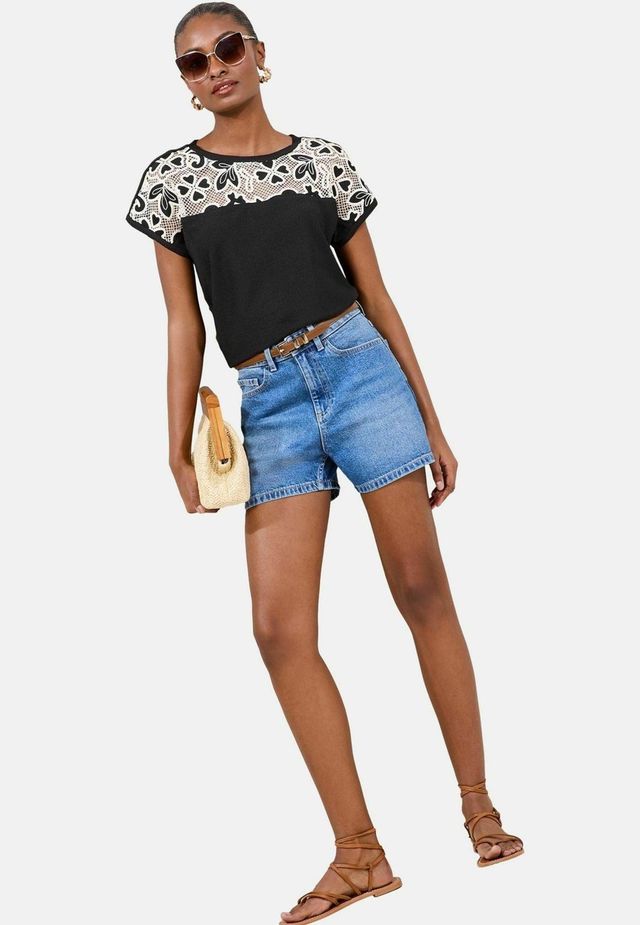 Блуза Lipsy REGULAR FIT DETAIL, Black
Блуза Lipsy REGULAR FIT DETAIL, Black