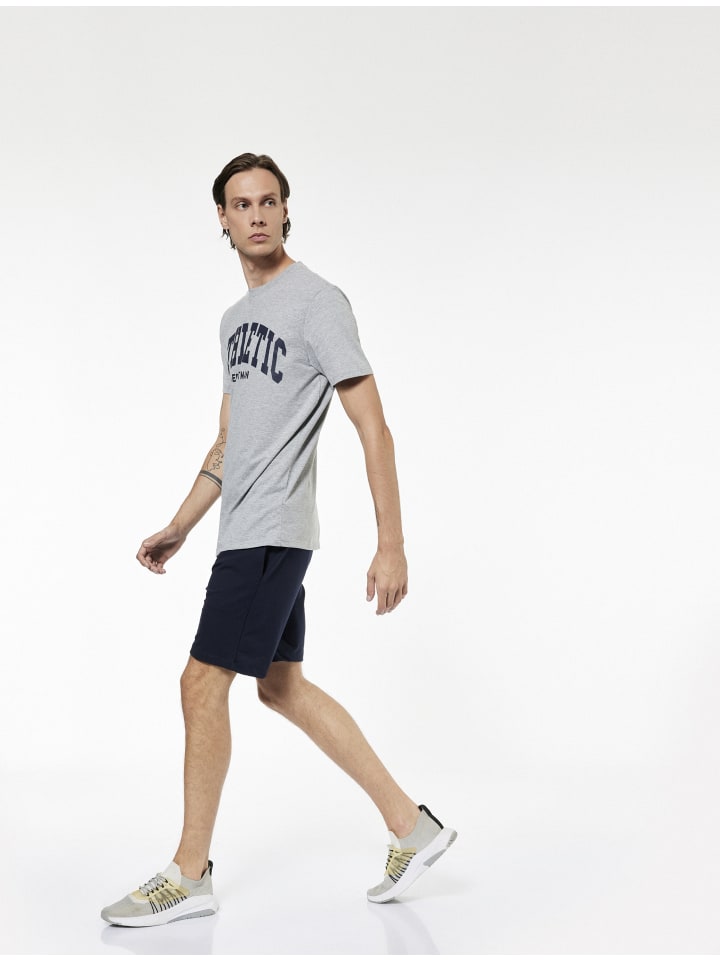 Темно-синие шорты KOTON
Темно-синие шорты KOTON